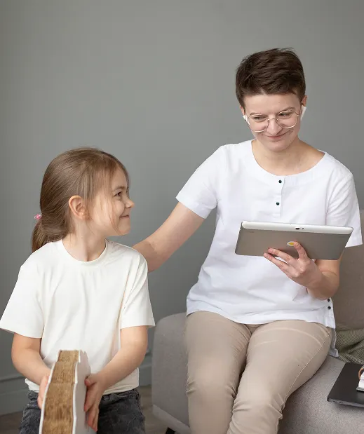 medium-shot-parent-working-tablet